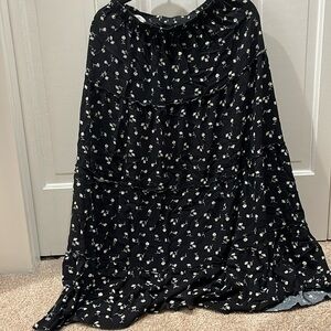 Ultra Flirt maxi skirt size large